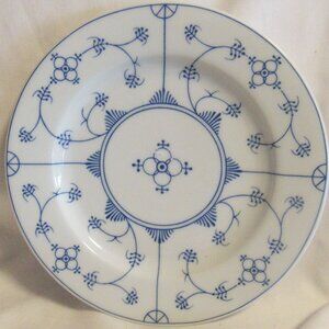 Jager Eisenburg Blau Saks Hotel Quality 7.5" Salad Plate, Made in Germany   K425